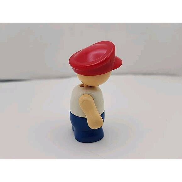 Vintage Shelcore Playmates Little People Man with Red Hat Blue Pants EUC - Picture 3 of 5